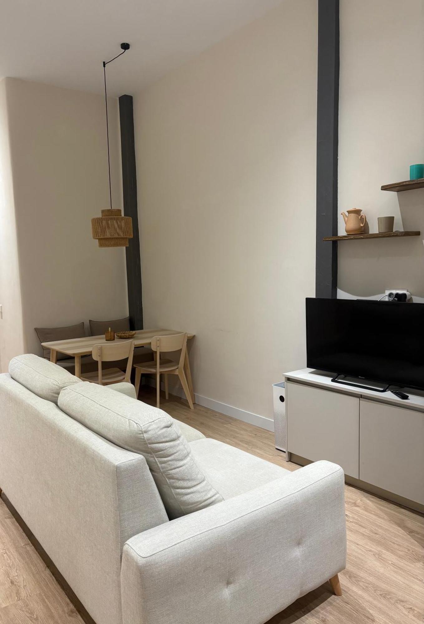 Apartamento Premium En Plaza Mina Minimalismo Y Confort A Pasos Del Mar Cadiz Exterior photo